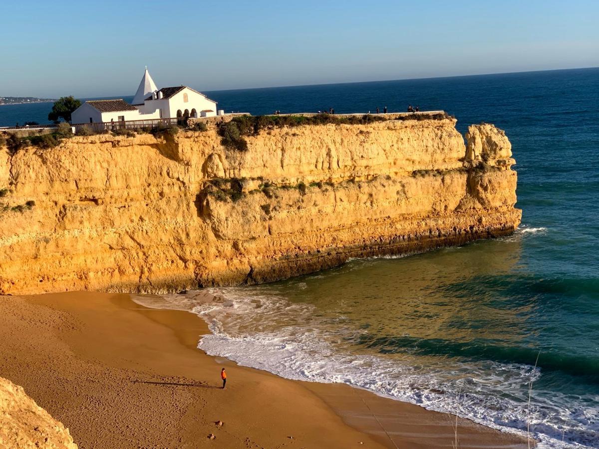 Castelo Da Esperanca Na Vila Sra Da Rocha Porches  Esterno foto