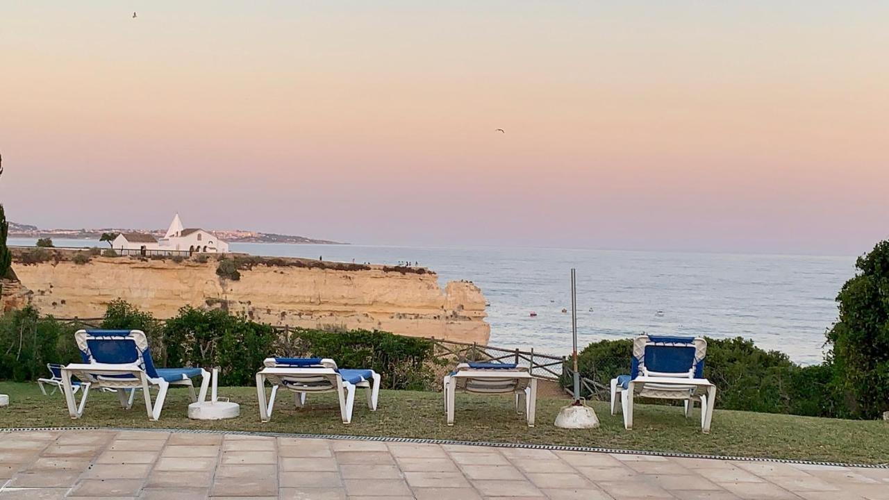 Castelo Da Esperanca Na Vila Sra Da Rocha Porches  Esterno foto